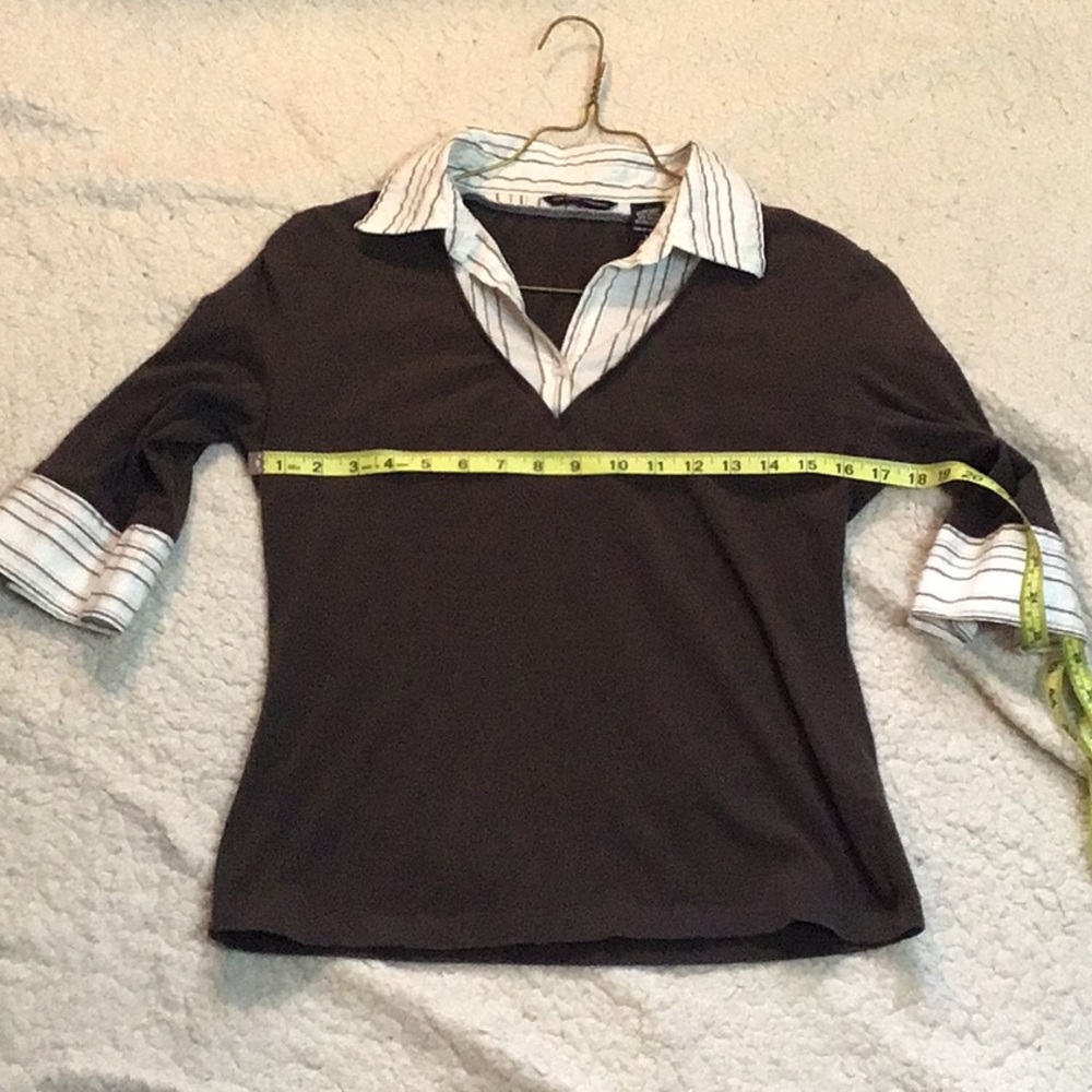 Vtg. 2000’s New York & Co. work shirt - Picture 5 of 7